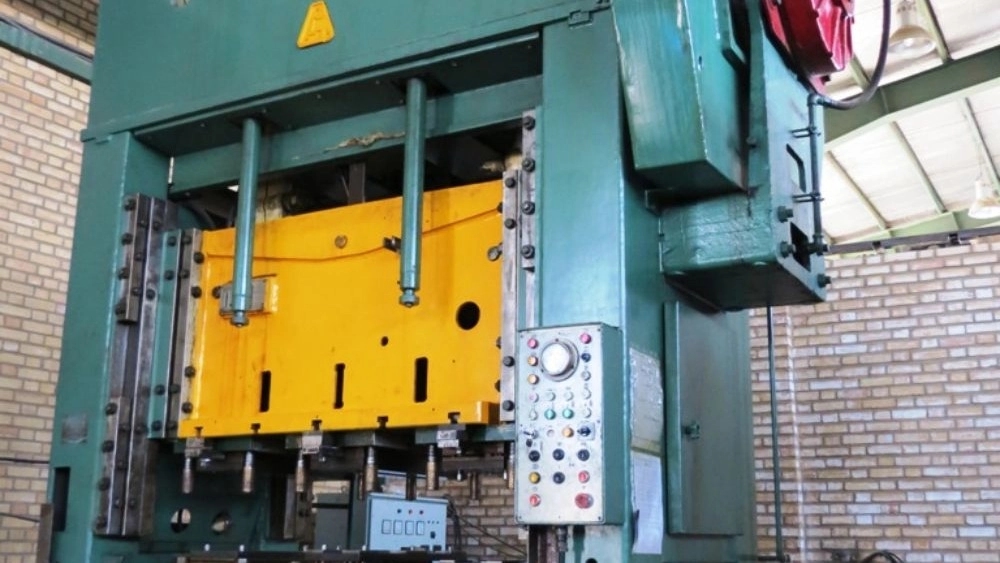 Atölyeler ve fabrikalar için Tahran'da 20 ila 160 ton arası pres çeşitleri Atölyeler ve fabrikalar için Tahran'da 20 ila 160 ton arası pres çeşitleri